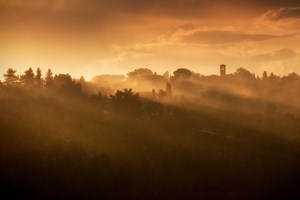 Večerní slunce poblíž Sieny