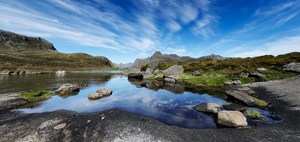 Zrcadlení v lofotském fjordu